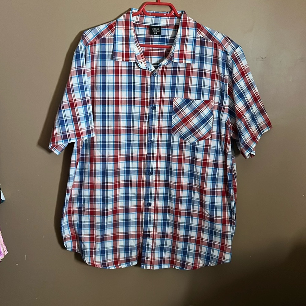 😄Red white blue checkered dress shirt. B4